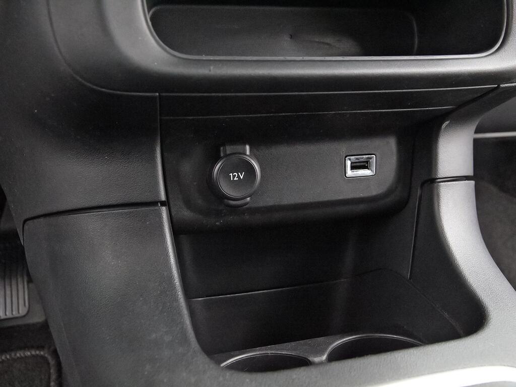 Citroën C3 PureTech 60KW (83CV) Shine 28