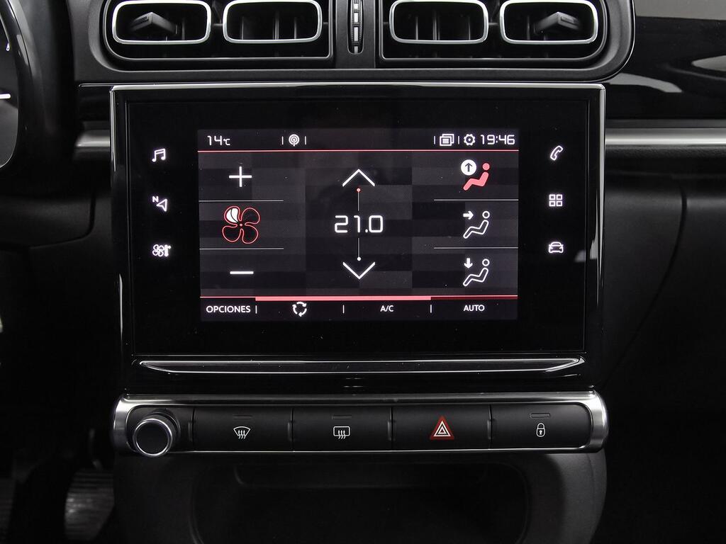 Citroën C3 PureTech 60KW (83CV) Shine 26