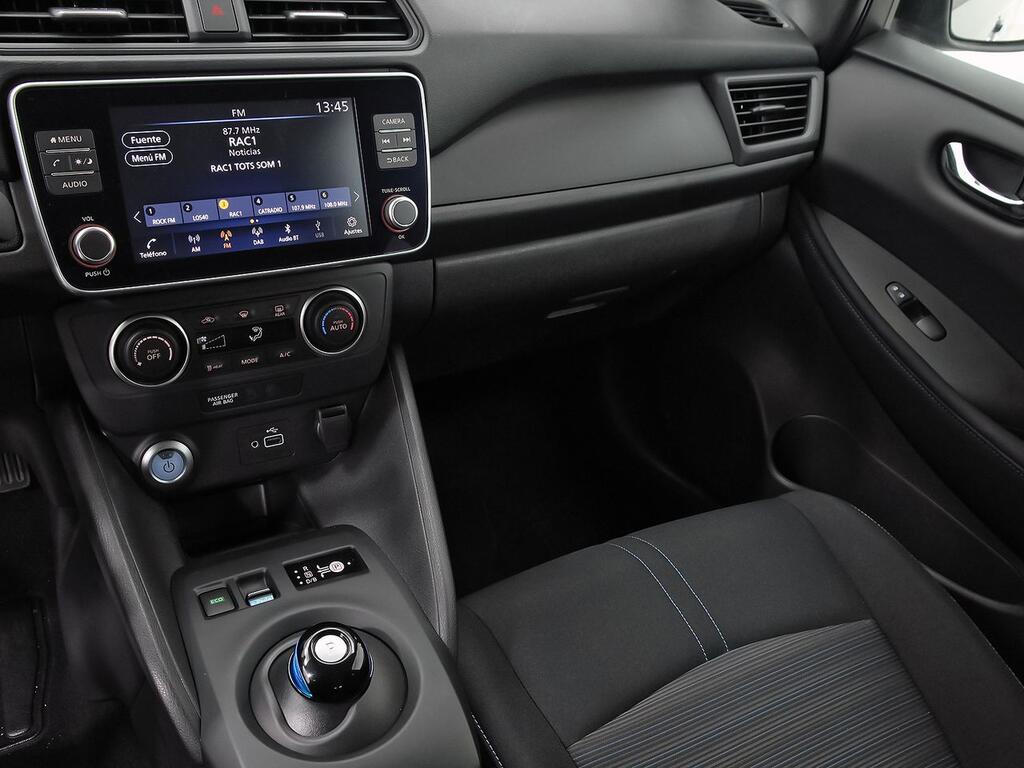 Nissan Leaf 40kWh Acenta 11