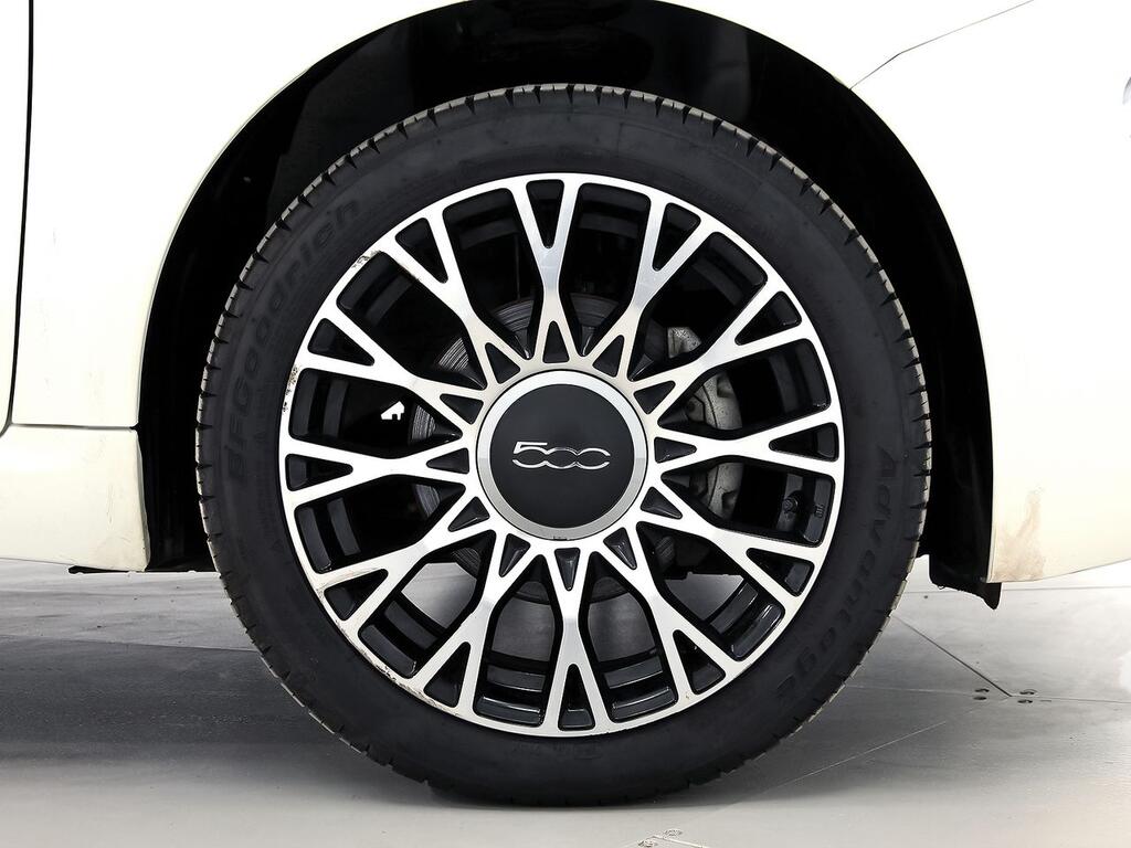 Fiat 500 Monotrim 1.0 Hybrid 51KW (70 CV) 11