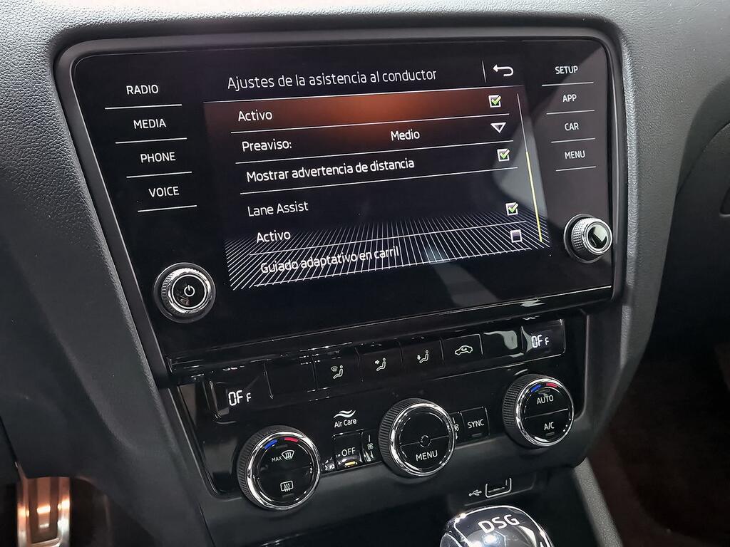 Skoda Octavia Combi 2.0 TDI 135kW (184CV) DSG RS 4X4 22