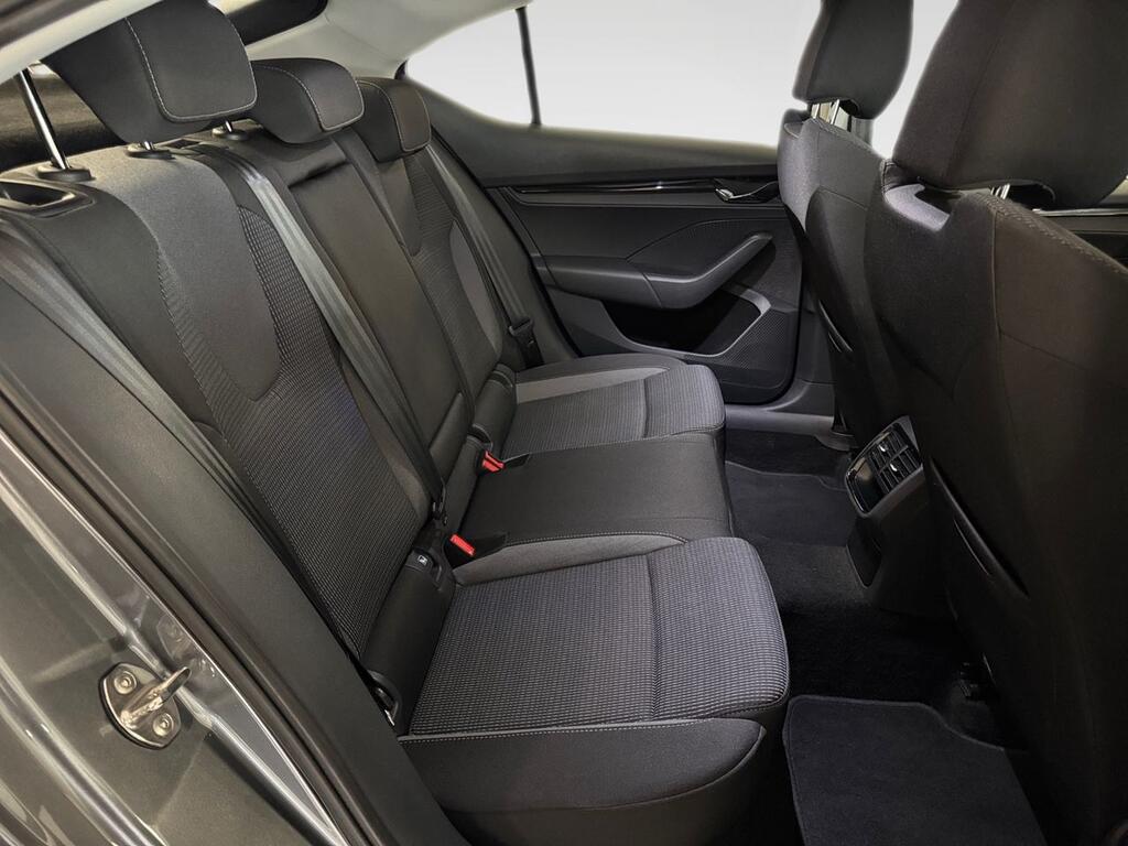Skoda Octavia 2.0 TDI 85kW Manual Ambition Plus 6