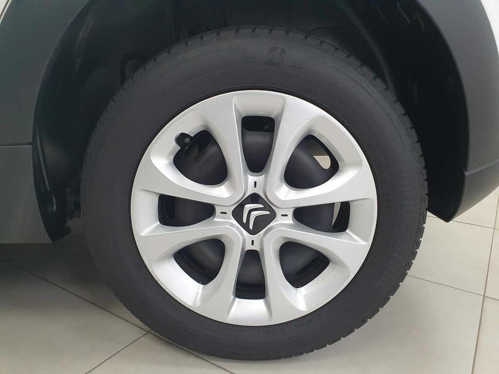 Citroën C3 PureTech 60KW (83CV) Live Pack 13