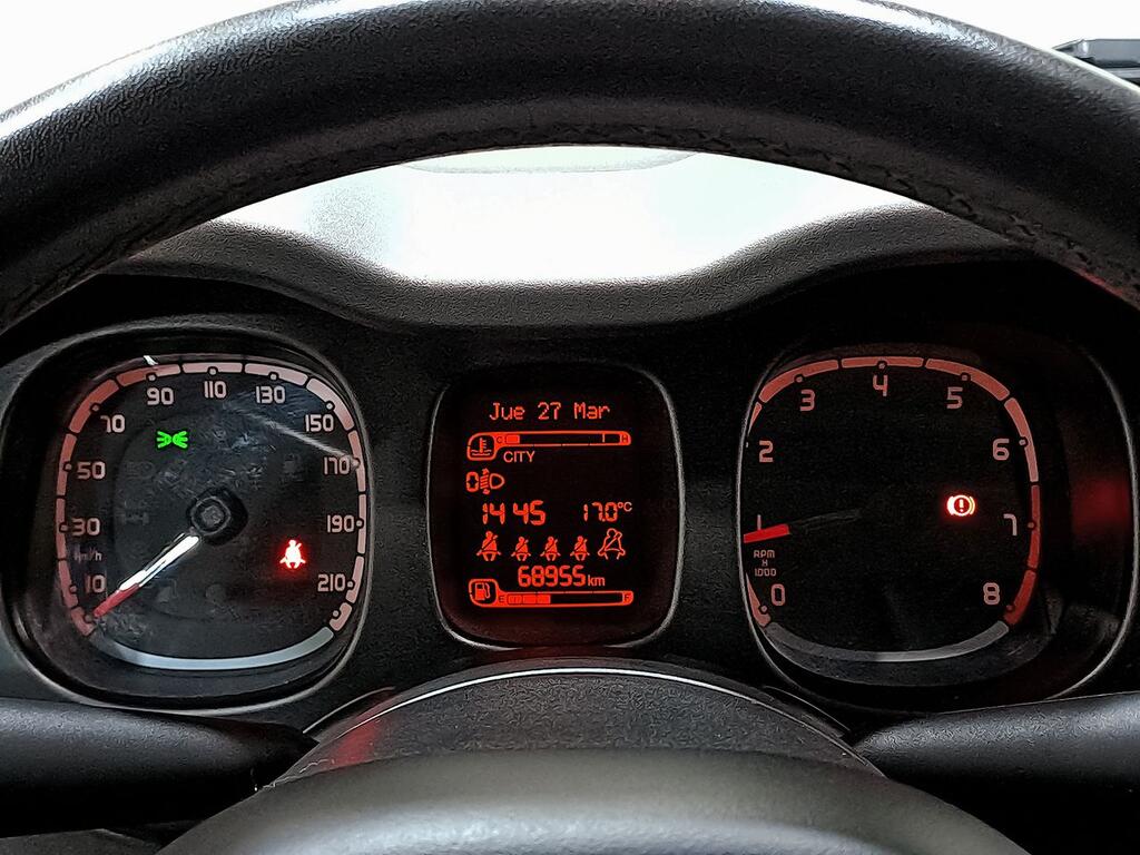 Fiat Panda 1.2 Lounge 51kW (69CV) 13