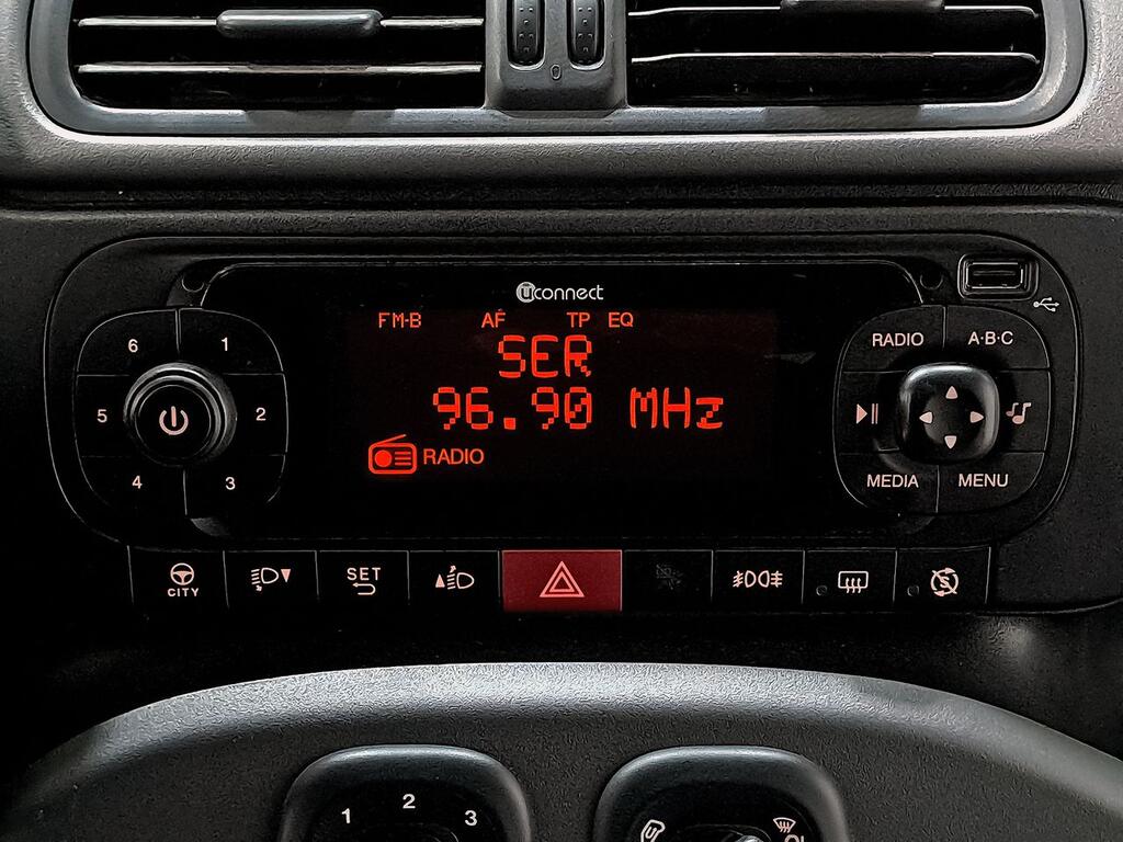 Fiat Panda 1.2 Lounge 51kW (69CV) 19