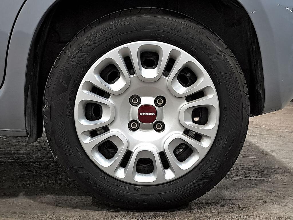 Fiat Panda 1.2 Lounge 51kW (69CV) 10