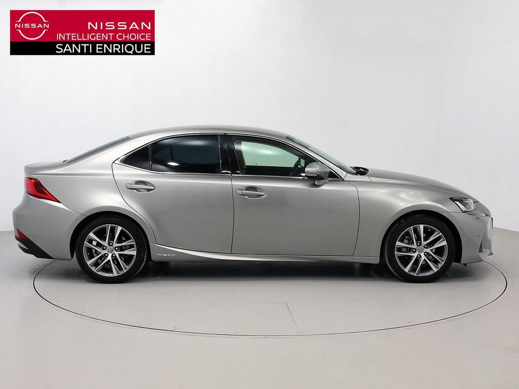 Lexus IS 2.5 300h Executive 3