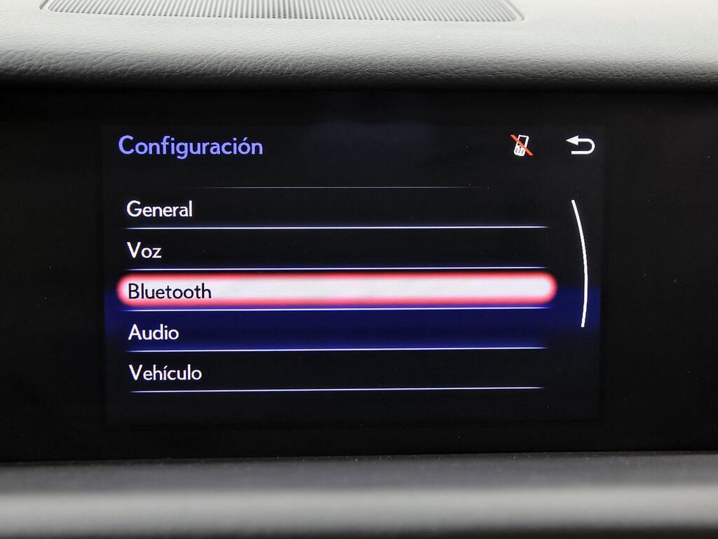 Lexus IS 2.5 300h Executive 27