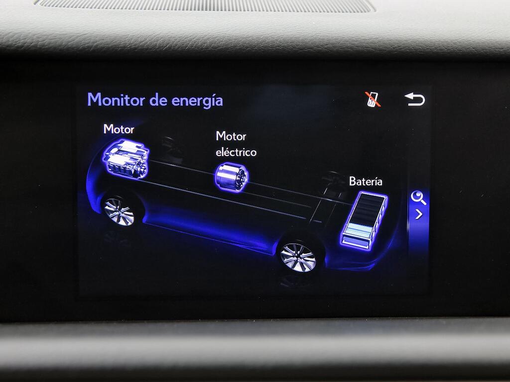 Lexus IS 2.5 300h Executive 28