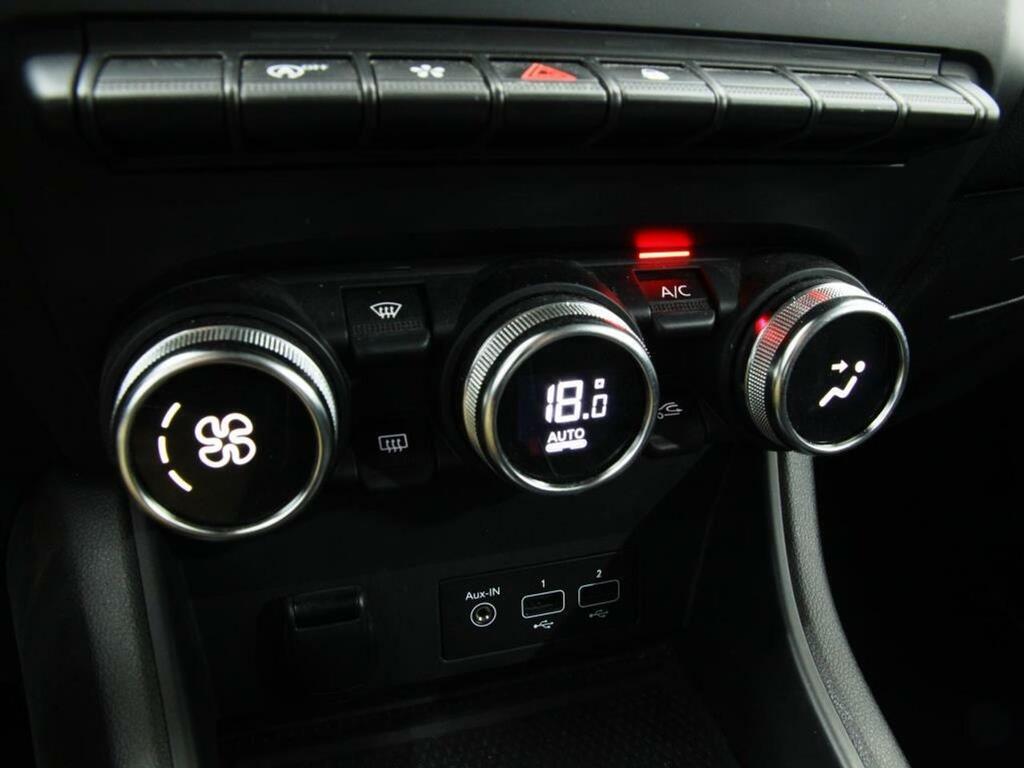Renault Captur Zen TCe 140CV GPF Micro Híbrido 19