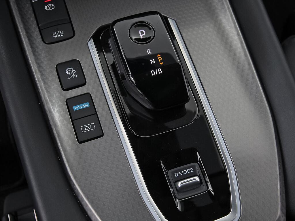 Nissan Qashqai E-POWER 140 KW (190 CV) N-Connecta 28