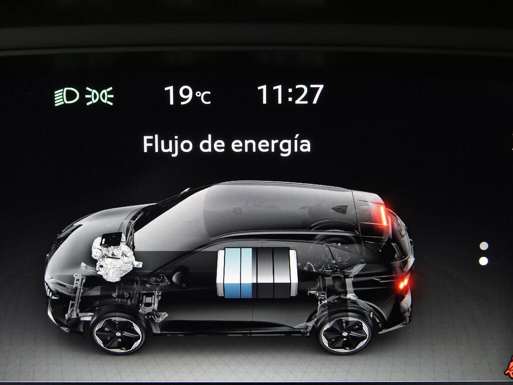 Nissan Qashqai E-POWER 140 KW (190 CV) N-Connecta 26