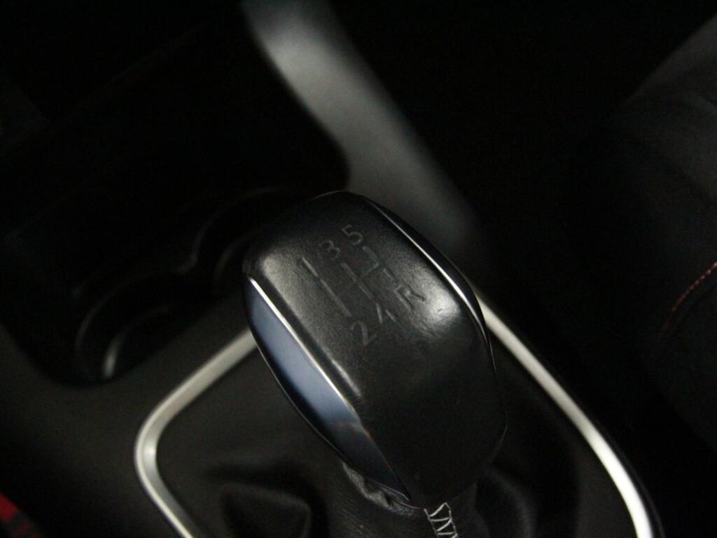 Citroën C3 PureTech 60KW (82CV) ELLE 19