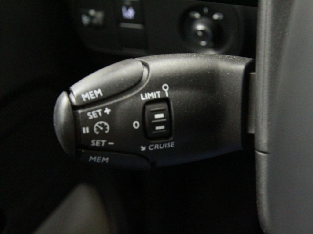 Citroën C3 PureTech 60KW (82CV) ELLE 15