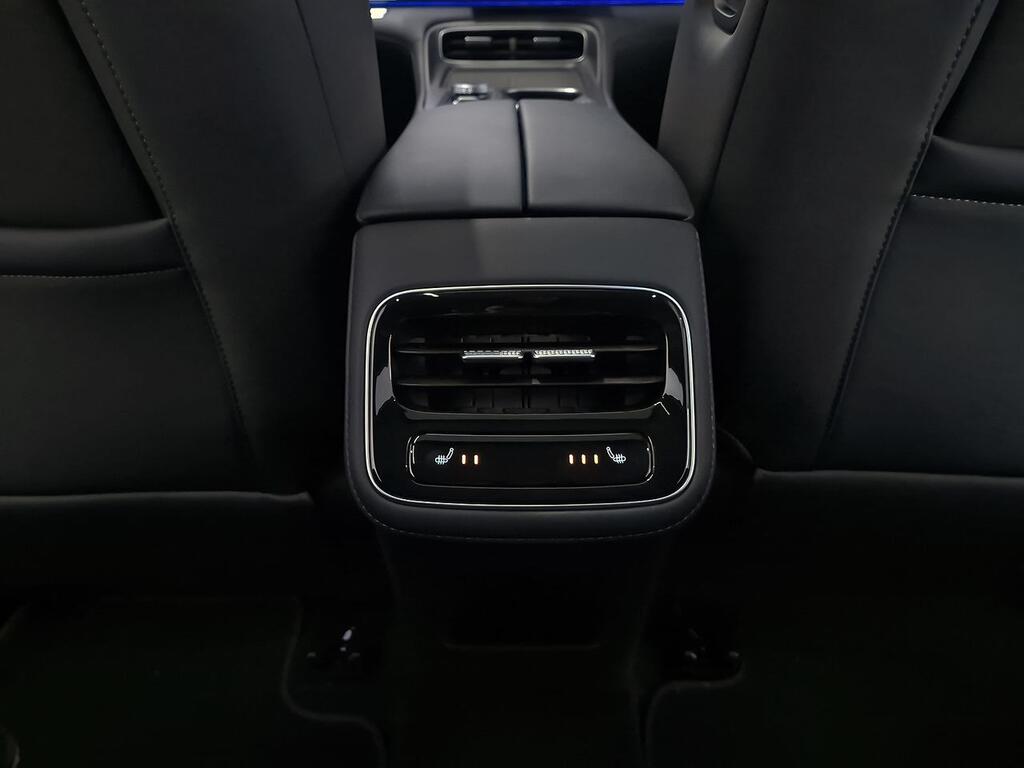 Ebro S800 1.6 TGDI Luxury 7 DCT 36