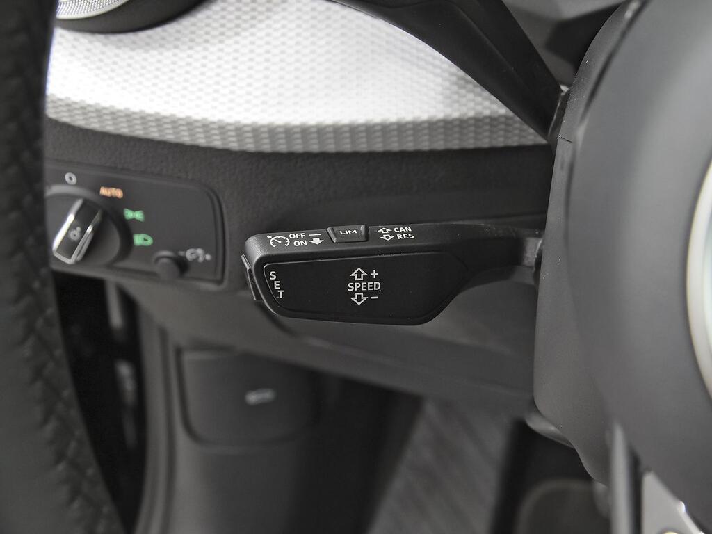 Audi Q2 S line 30 TDI 85kW (116CV) 16