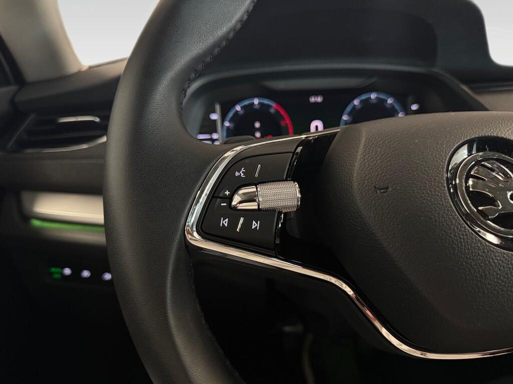 Skoda Octavia Combi 2.0 TDI 110kW(150CV) DSG Selection 9
