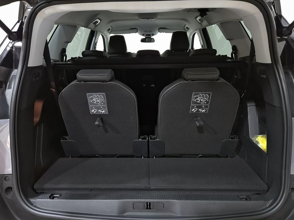 Peugeot 5008 1.5 BlueHDi 96kW (130CV) S&S Allure 11