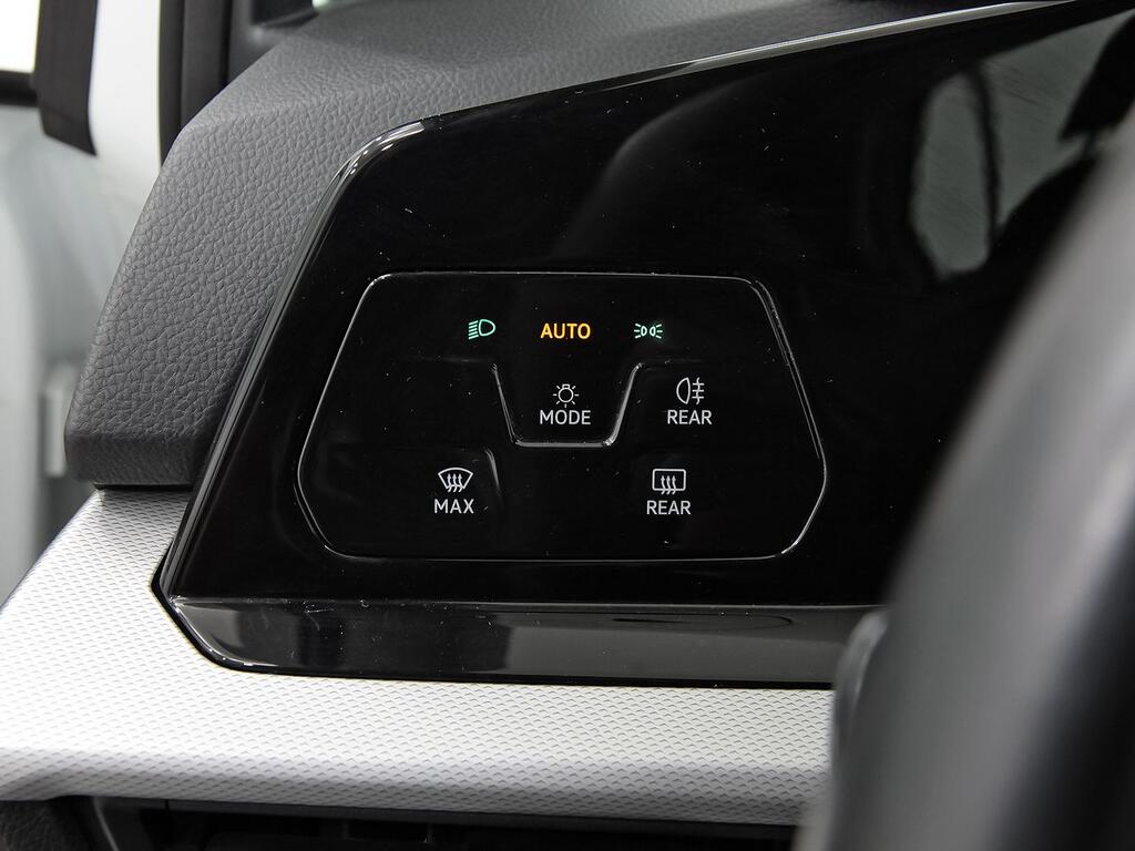 Volkswagen Golf 2.0 TDI 85kW (115CV) 15