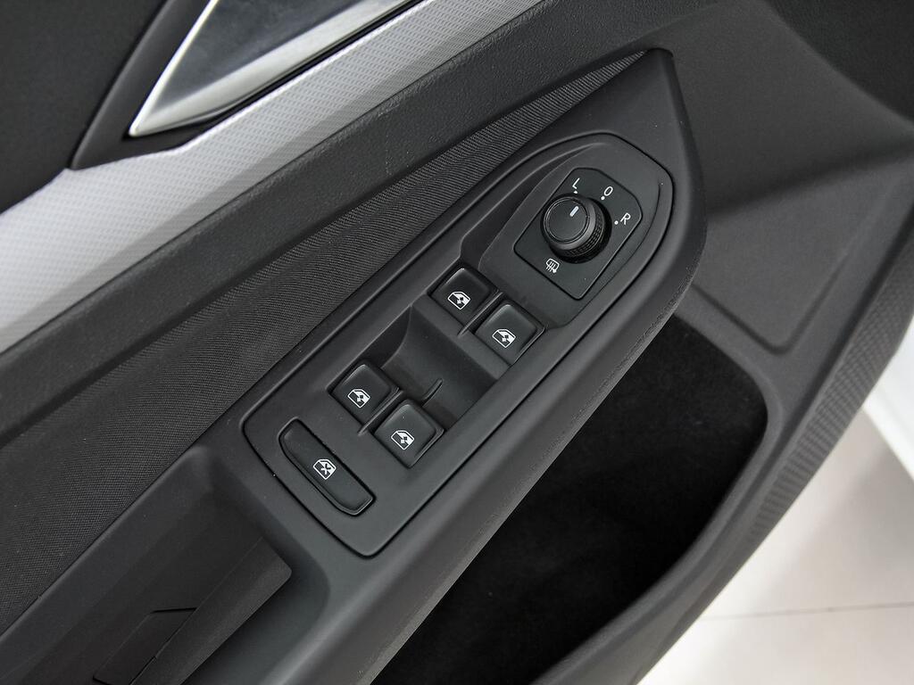 Volkswagen Golf 2.0 TDI 85kW (115CV) 12