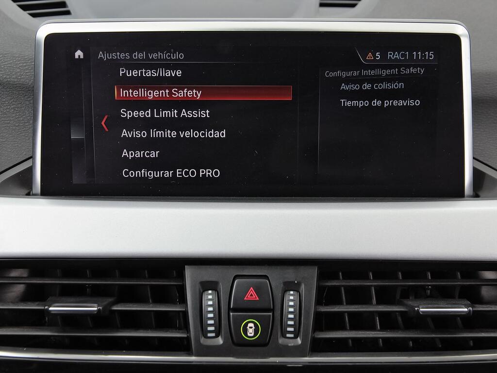 BMW X1 sDrive18i 27