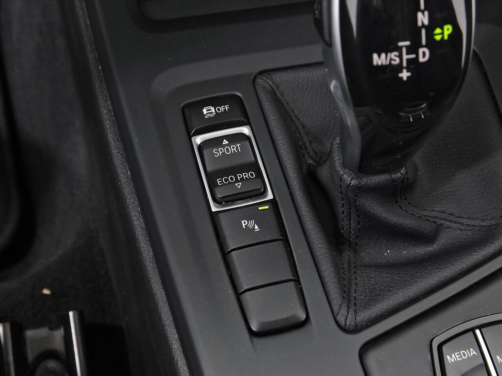 BMW X1 sDrive18i 30
