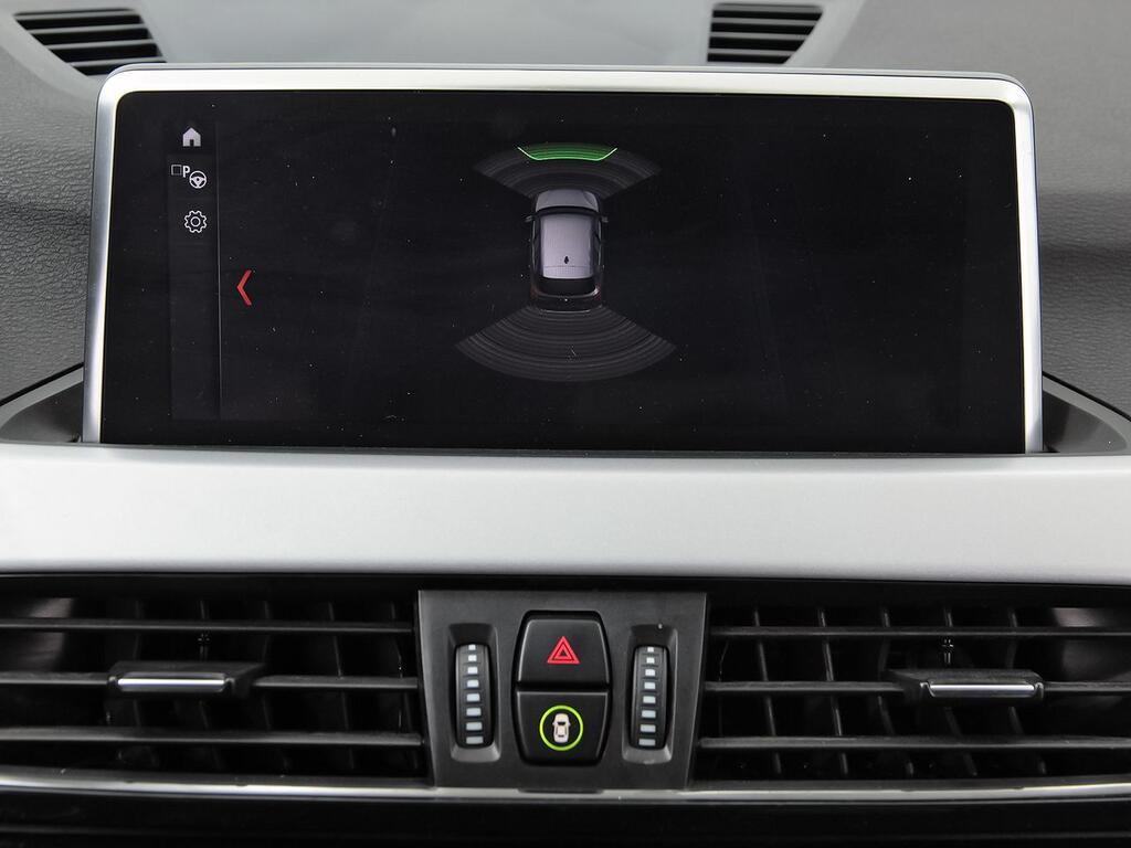 BMW X1 sDrive18i 26