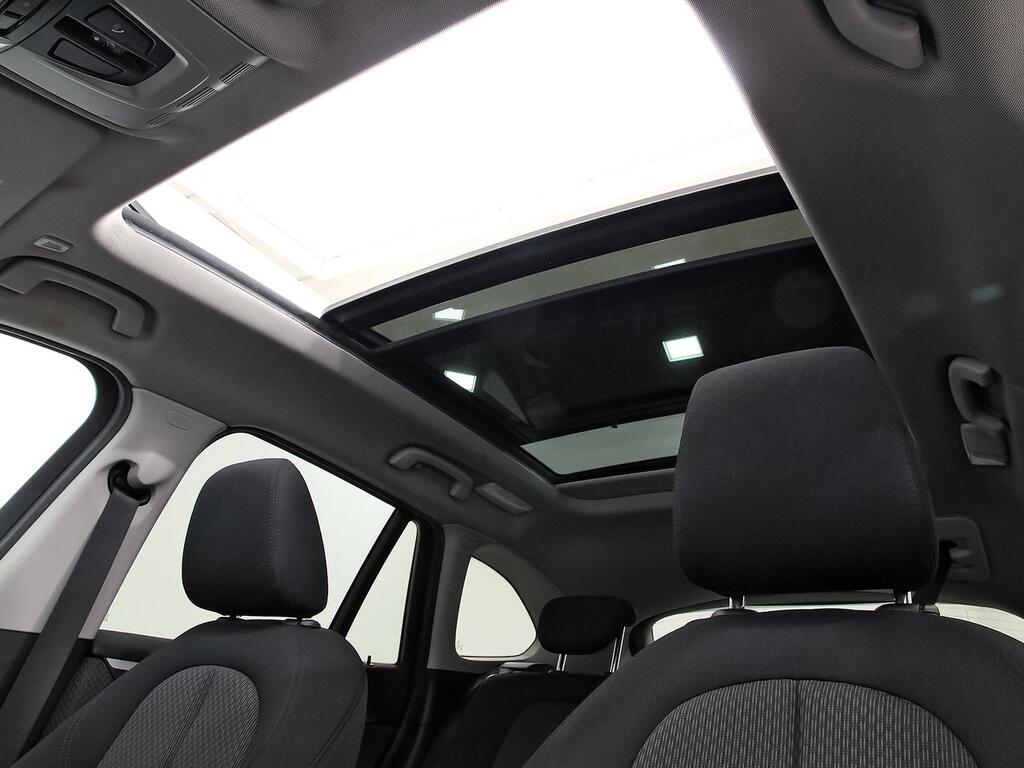 BMW X1 sDrive18i 33