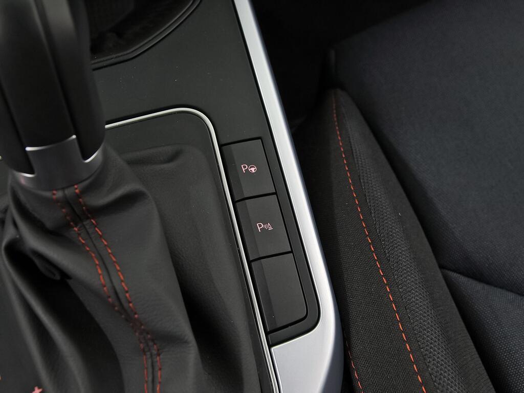 Seat Arona 1.0 TSI 85kW (115CV) DSG FR XM 28