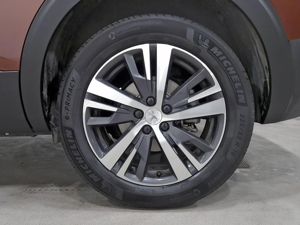 Peugeot 5008 1.2 PureTech 96KW S&S Allure Pack 12