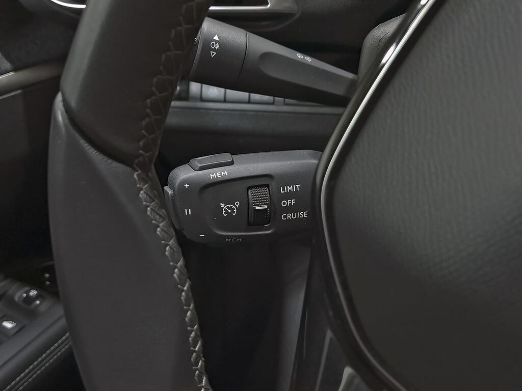 Peugeot 5008 1.2 PureTech 96KW S&S Allure Pack 18