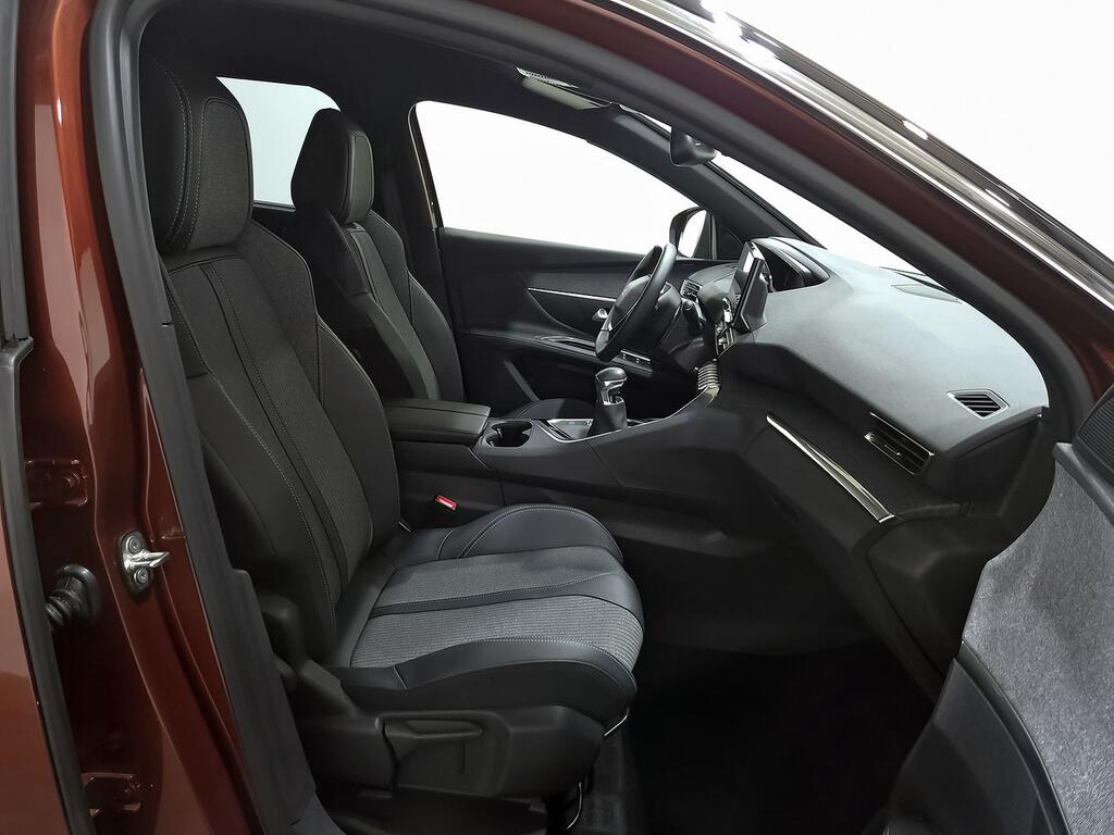 Peugeot 5008 1.2 PureTech 96KW S&S Allure Pack 7