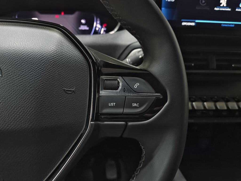 Peugeot 5008 1.2 PureTech 96KW S&S Allure Pack 21