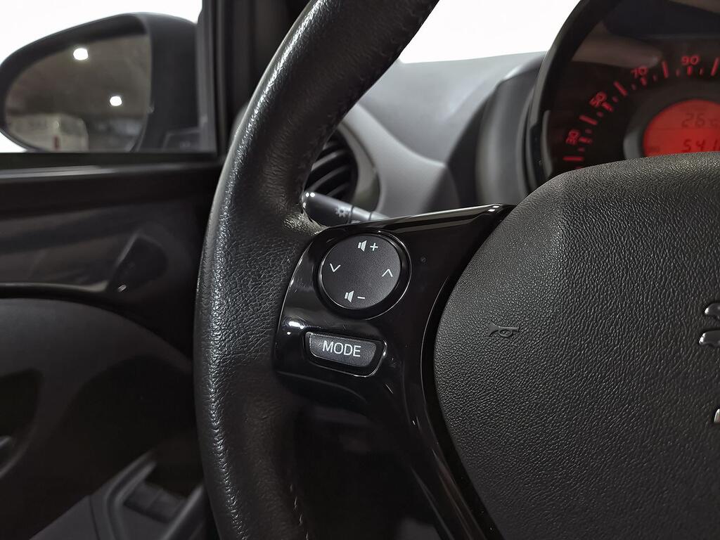 Peugeot 108 Active VTi 52kW (72CV) 16