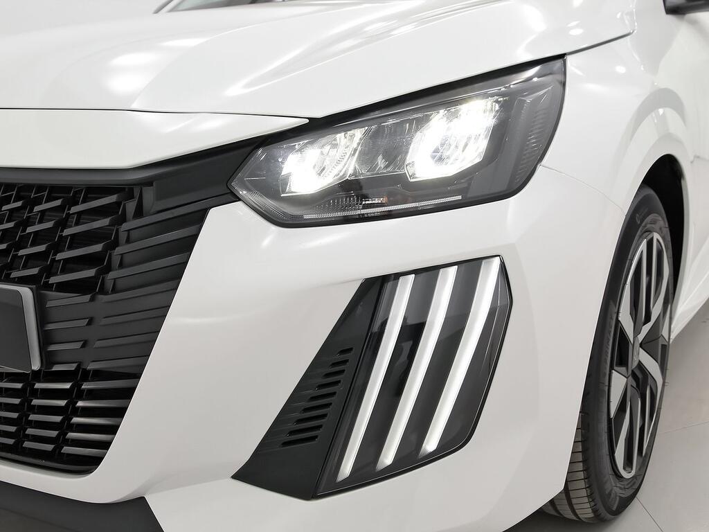 Peugeot 208 Active Puretech 100 36