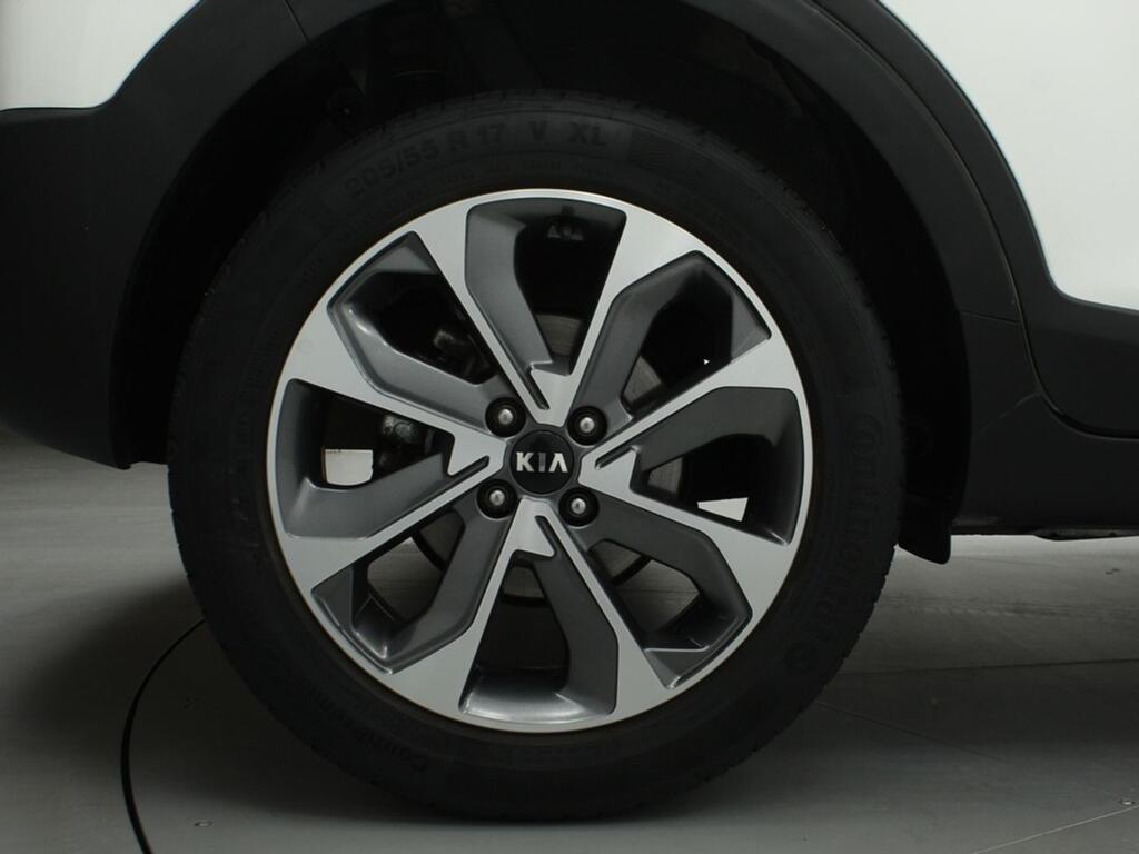 Kia Stonic 1.0 T-GDi 88kW (120CV) MHEV iMT Drive 5