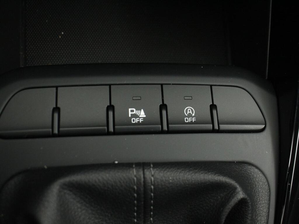 Kia Stonic 1.0 T-GDi 88kW (120CV) MHEV iMT Drive 17