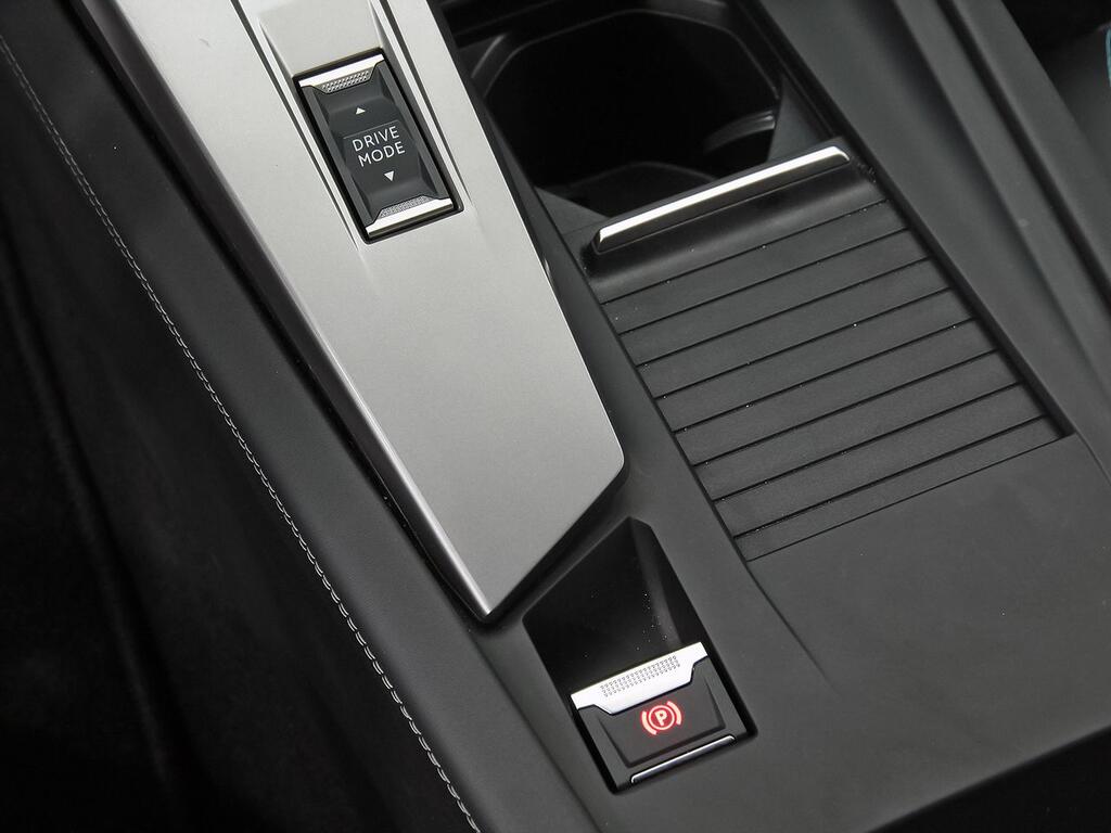 Peugeot 408 408 Allure Puretech 130 EAT8 34