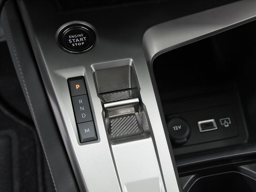 Peugeot 408 408 Allure Puretech 130 EAT8 33