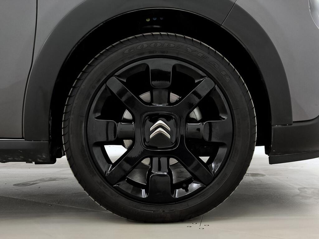 Citroën C3 BlueHDi 73KW (100CV) S&S SHINE 11