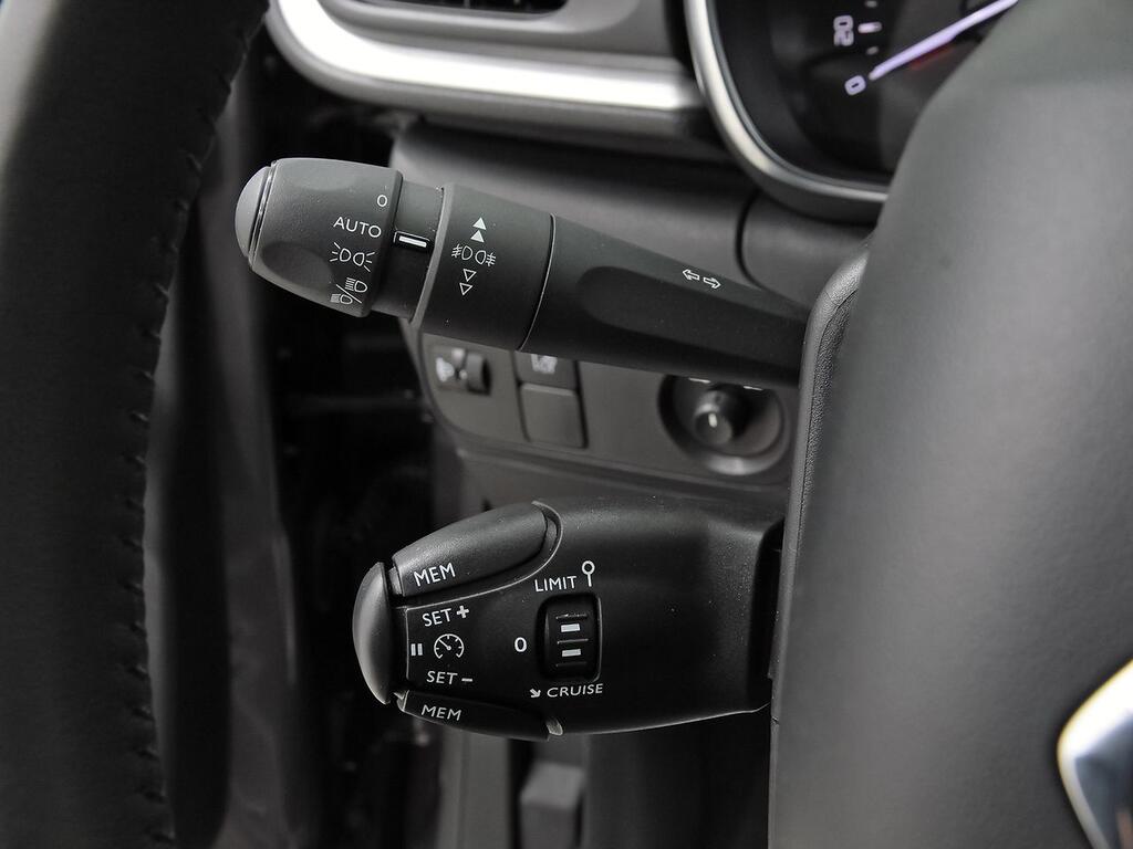 Citroën C3 BlueHDi 73KW (100CV) S&S SHINE 16