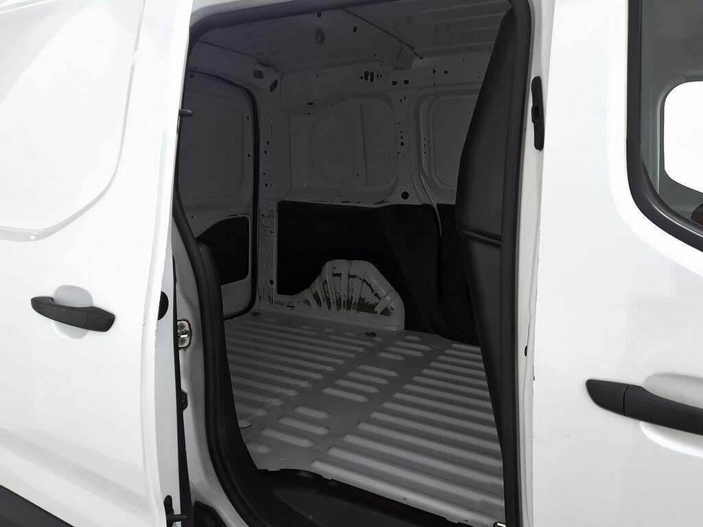 Peugeot Partner 1.5 BLUEHDI 100 PRO STANDARD 3P 600 KGS 8