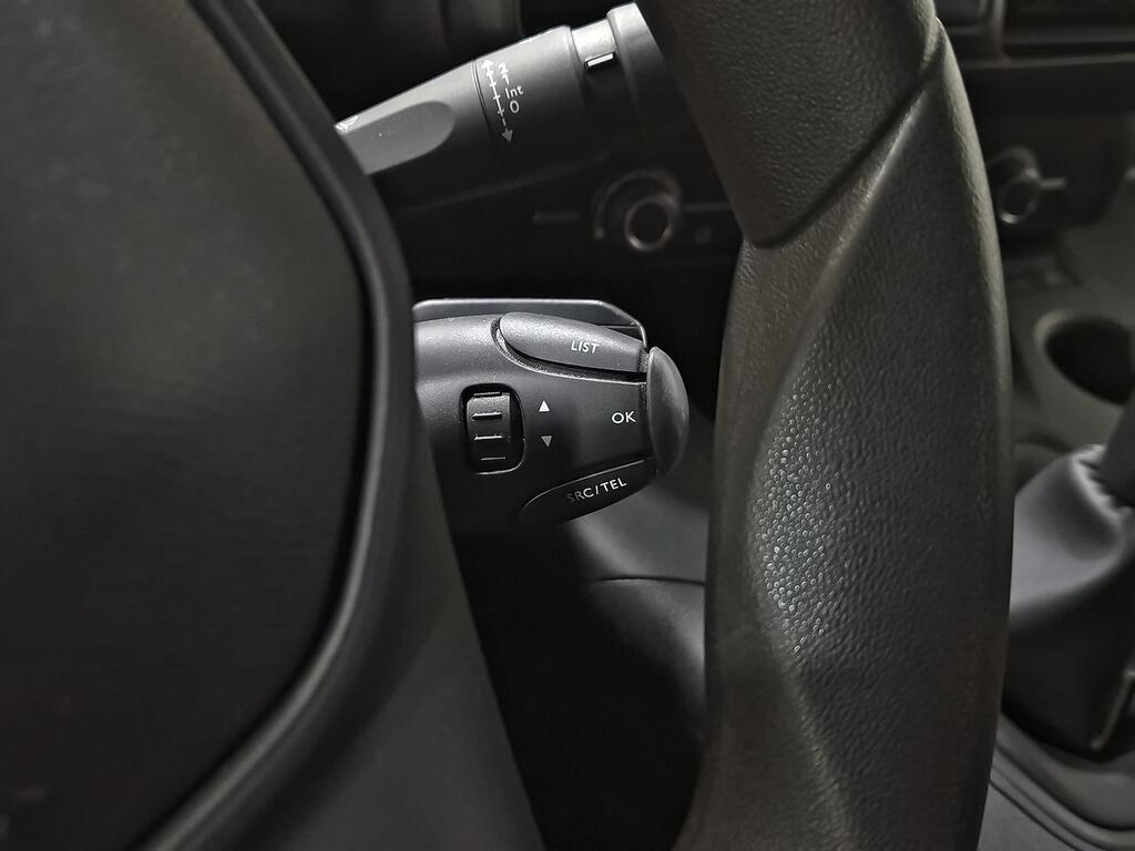 Peugeot Partner 1.5 BLUEHDI 100 PRO STANDARD 3P 600 KGS 18