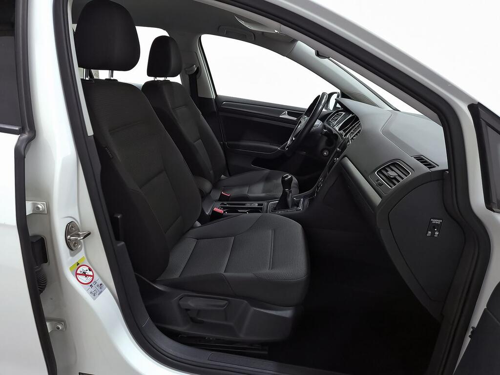 Volkswagen Golf Advance 1.0 TSI 85kW (115CV) 7