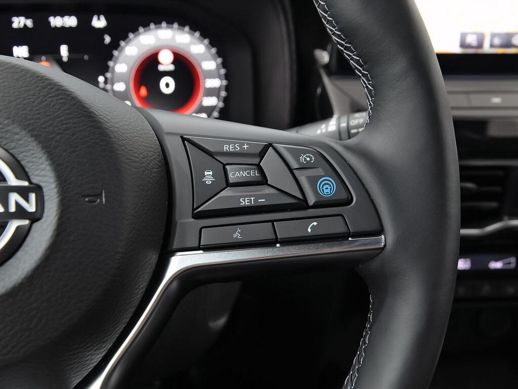 Nissan Qashqai DIG-T 103kW (140CV) mHEV 4x2 Acenta 17