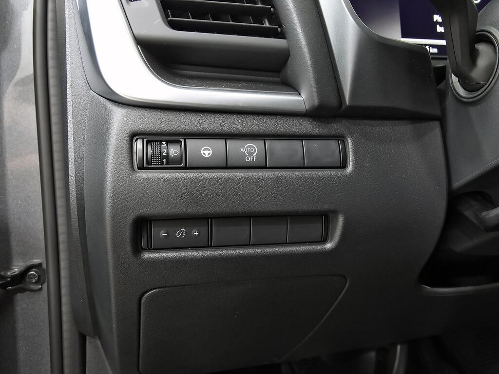 Nissan Qashqai DIG-T 103kW N-Connecta 12