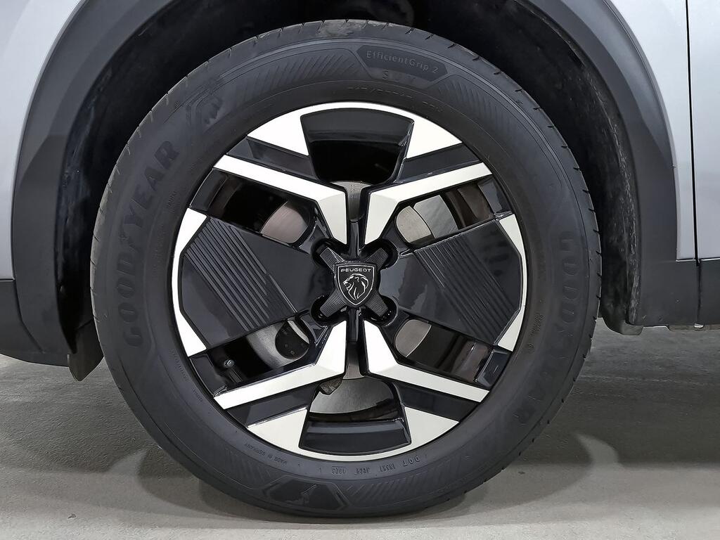 Peugeot 2008 Allure Puretech 130 S&S EAT8 10