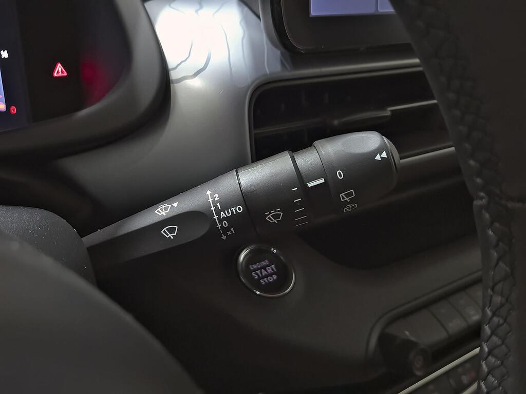 Jeep Avenger 1.2 eHybrid 4xe 145CV T. North Face 16