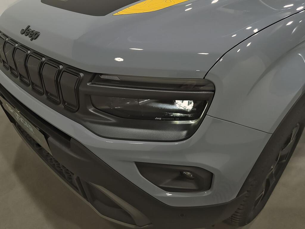 Jeep Avenger 1.2 eHybrid 4xe 145CV T. North Face 40