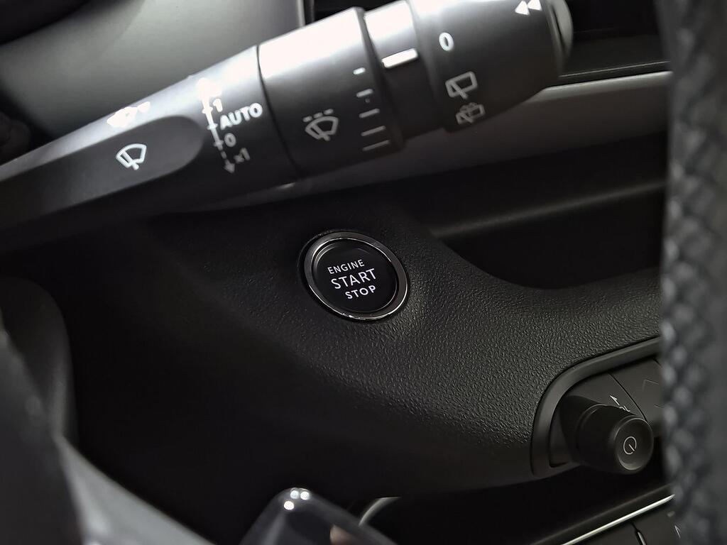 Jeep Avenger 1.2 eHybrid 4xe 145CV T. North Face 17